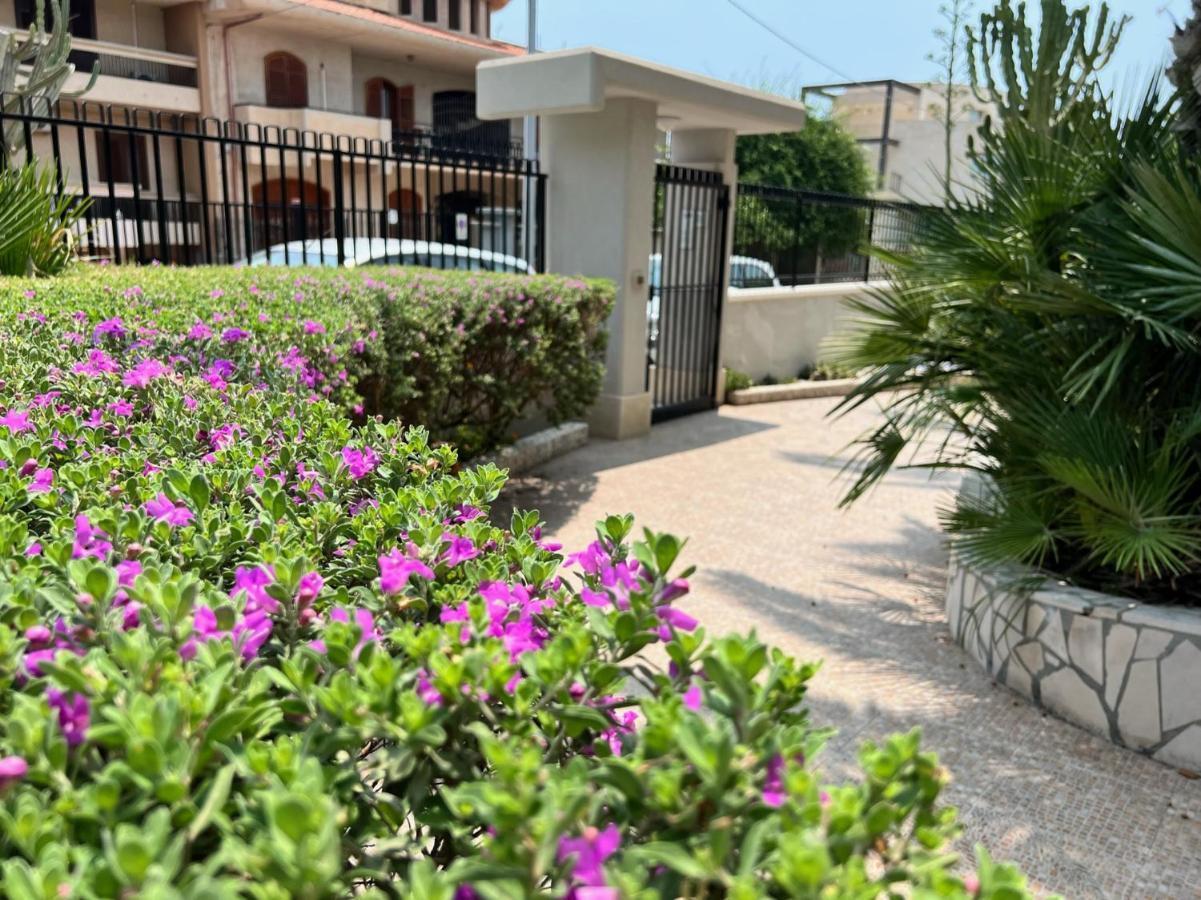 Apartamento Rocamar Avola Exterior foto
